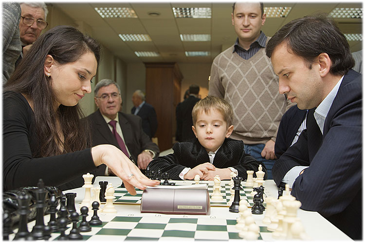 kosteniukplayschess